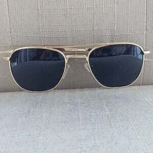 Capri Men Sunglasses Gold Frame Black Glasses DC158 52[]20 140 Eyewear